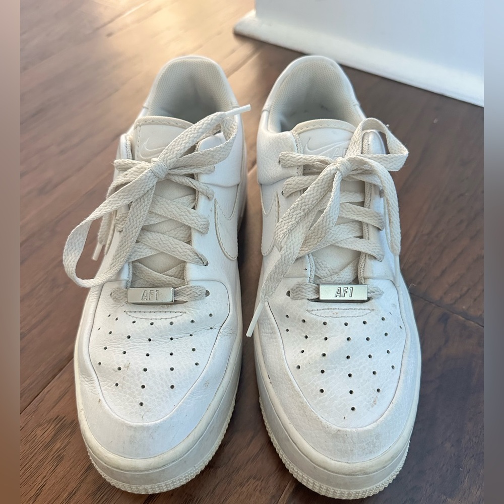Nike women’s Air Force 1 sneakers